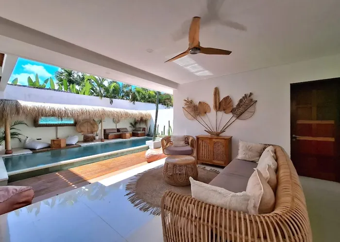Villa Anoli - 3 Chambres - Centre De Seminyak