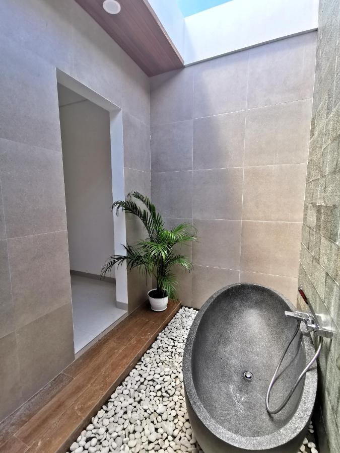 Anoli - 3 - Centre De Villa Seminyak (Bali)